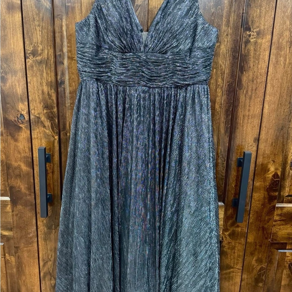 Elegant Gray/Silver Evening Gown